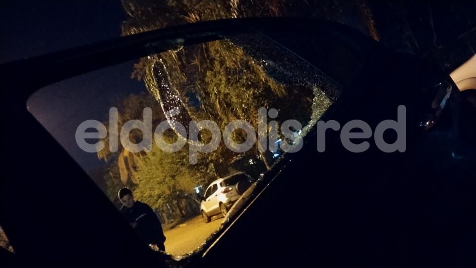 Rompieron el vidrio de un auto y robaron una mochila en el kilómetro 9 